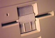 Image: Closed disk drive door