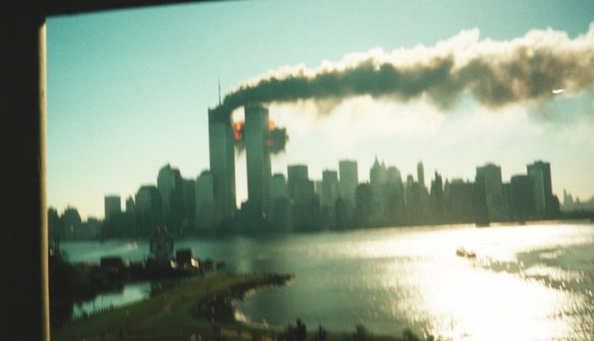WTC #2.jpg - 30 K